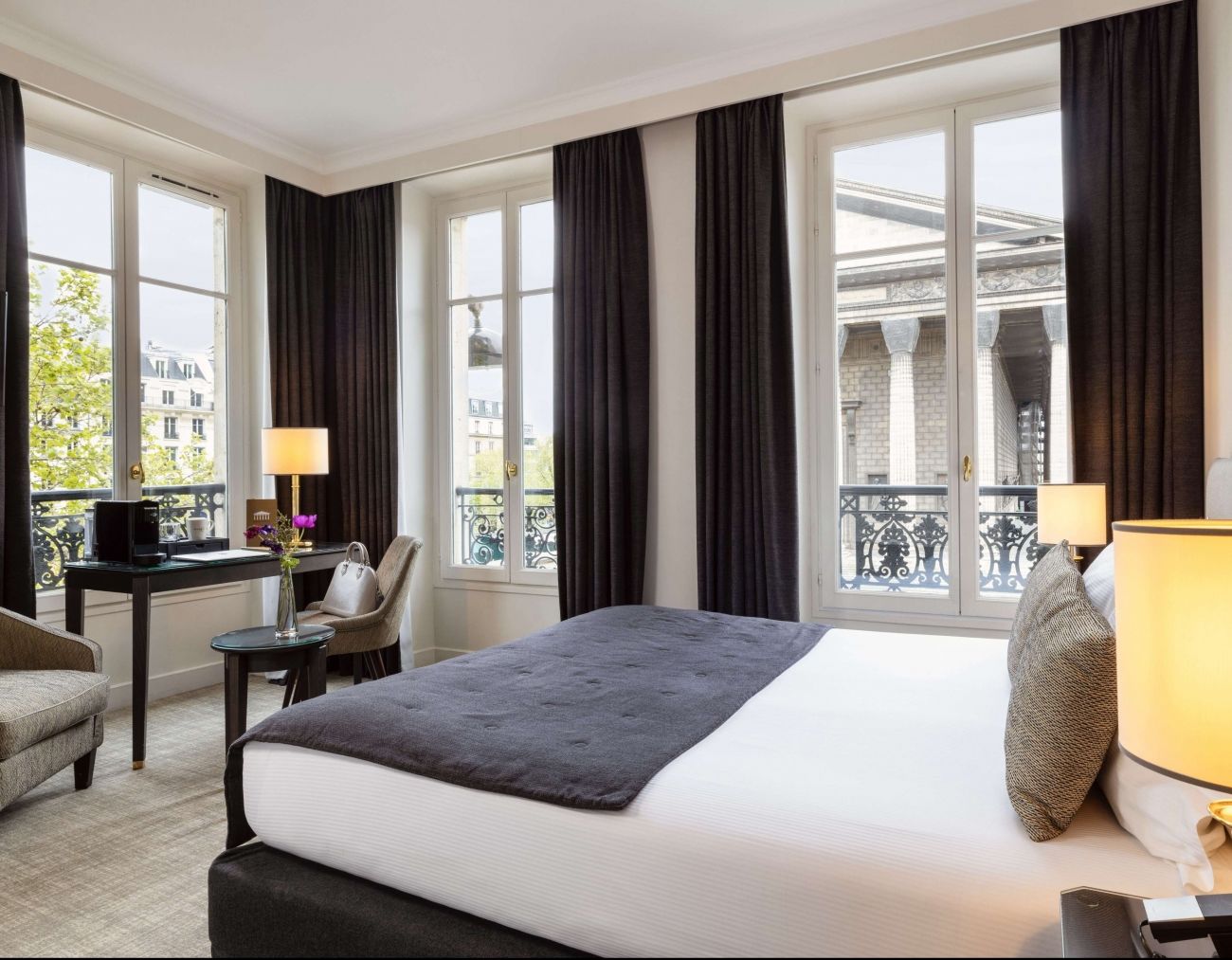 Hotel Madeleine Plaza - Deluxe Room